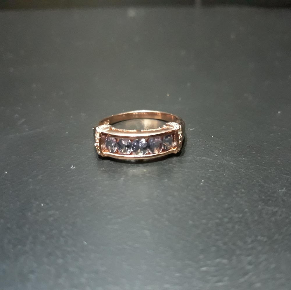 AAA Tanzanite Ring B10